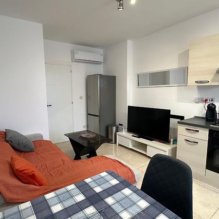 One Bedroom Appartment With Terrace In Sliema Exterior foto